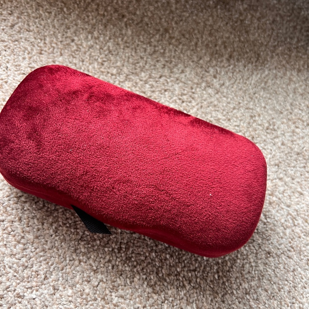 gucci sunglasses/ eye glasses empty case